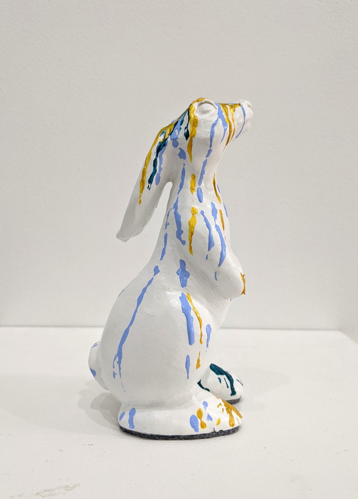 Rabbit sculpture Spilt paint