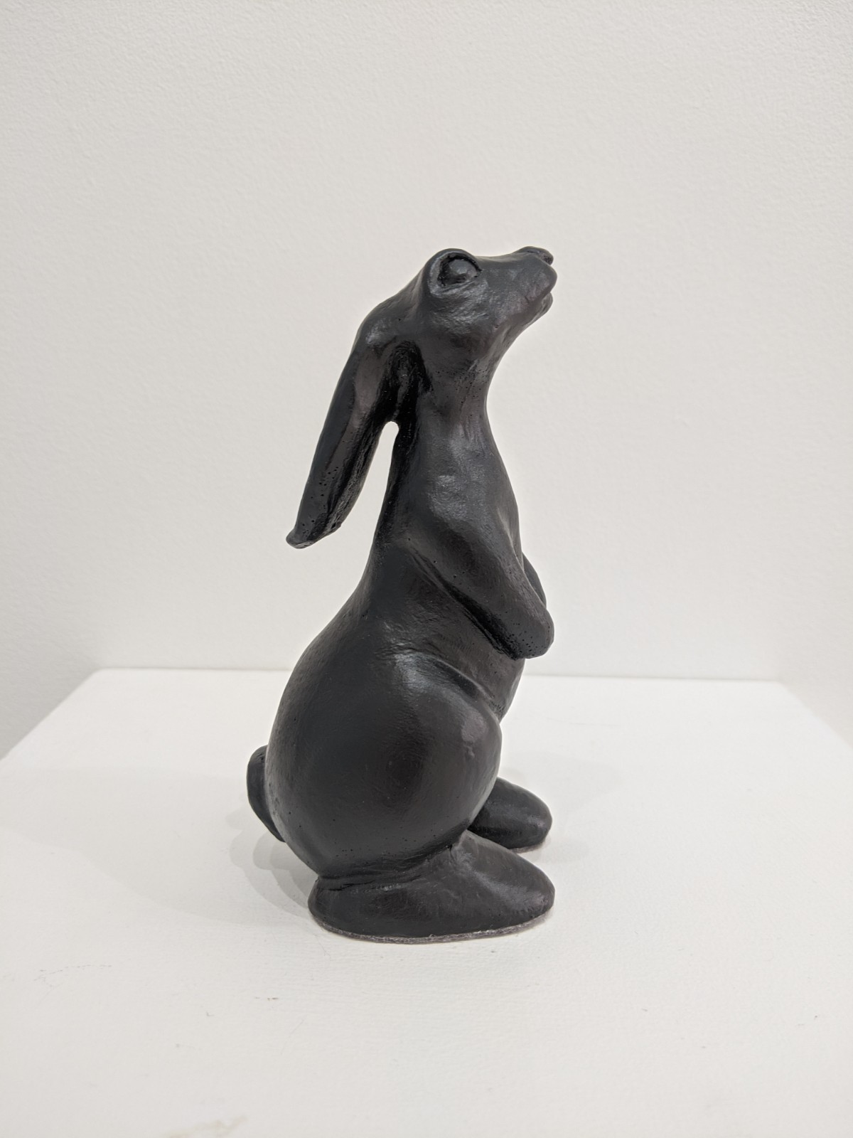 Rabbit sculpture Black - Image 2