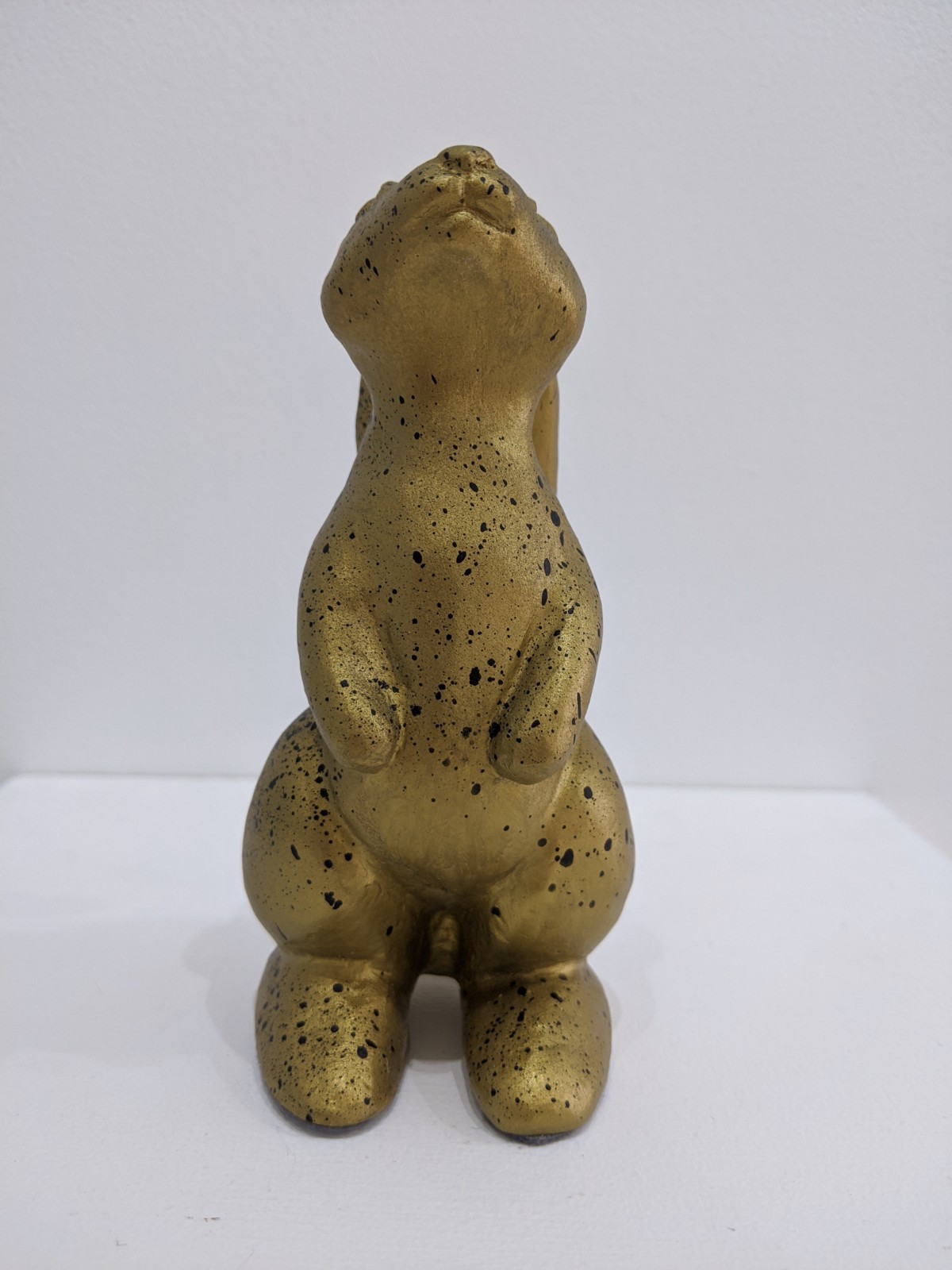 Rabbit sculpture, Gold with black splash - Image 3