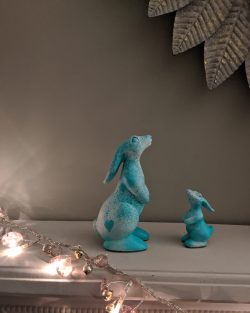 Rabbit sculpture Green with white splash